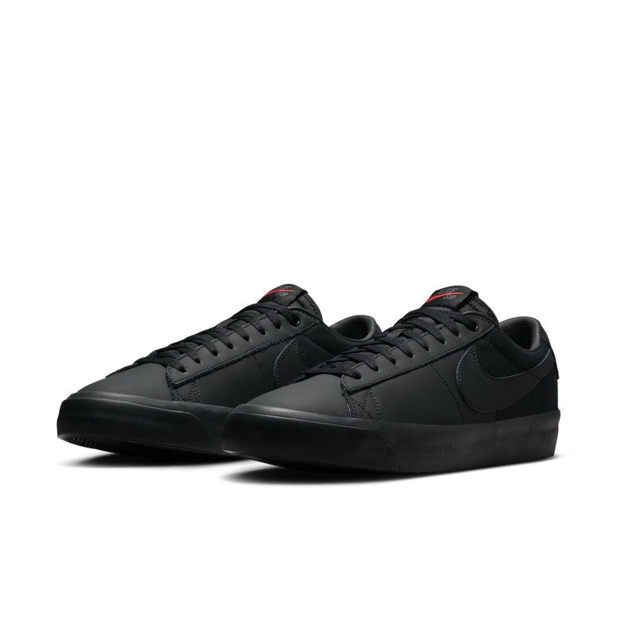 Nike SB Zoom Blazer Low Pro GT ISO