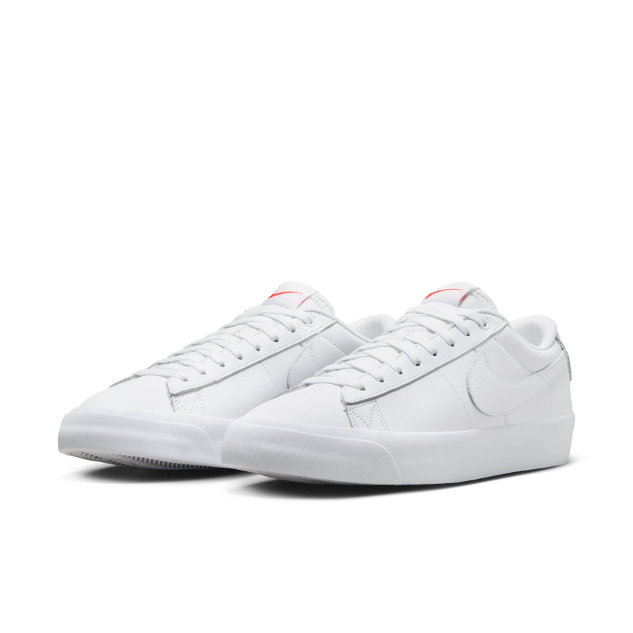 Nike blazer low lx mens hotsell