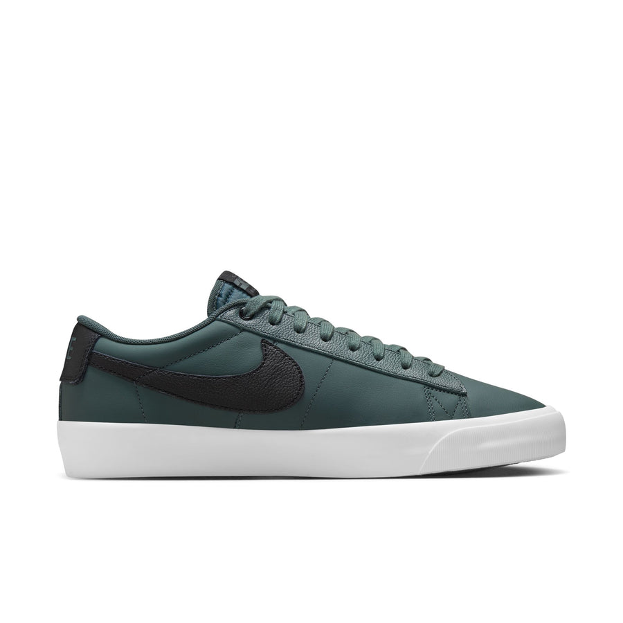 Nike SB Zoom Blazer Low Pro GT Dime