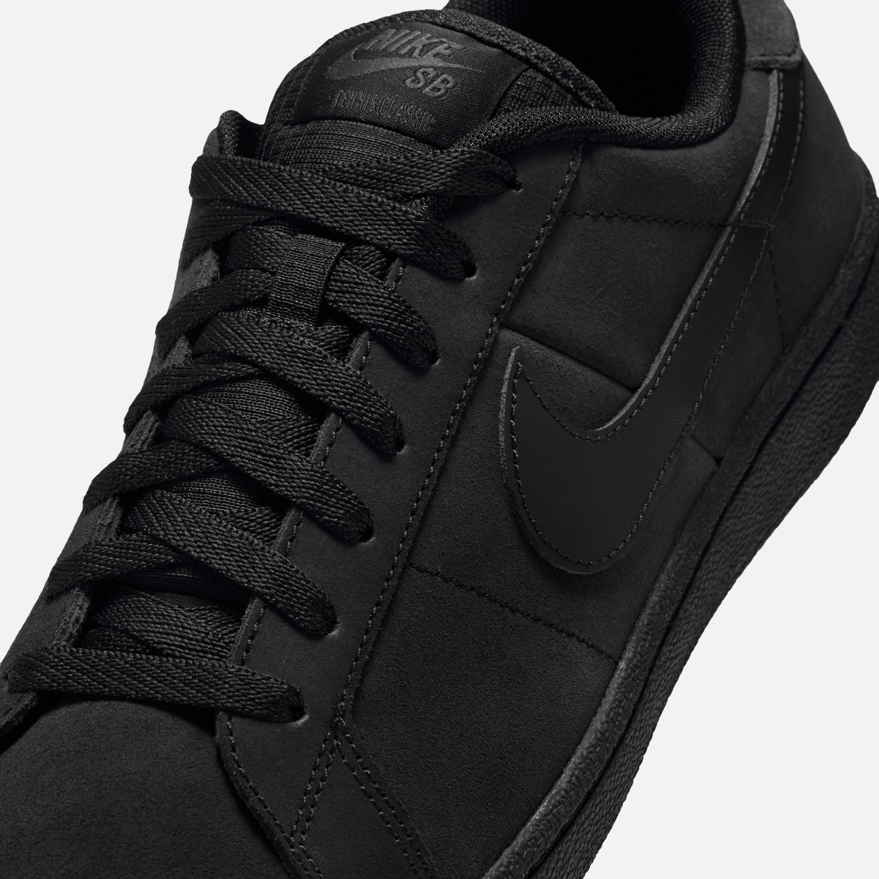 Nike SB Zoom Tennis Classic