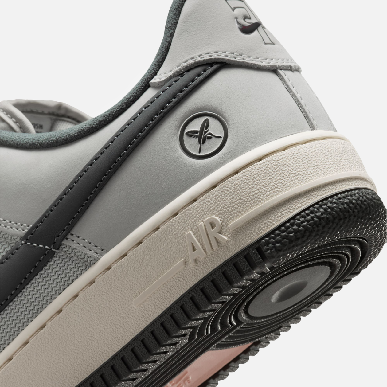Nike SB Air Force 1 Yuto