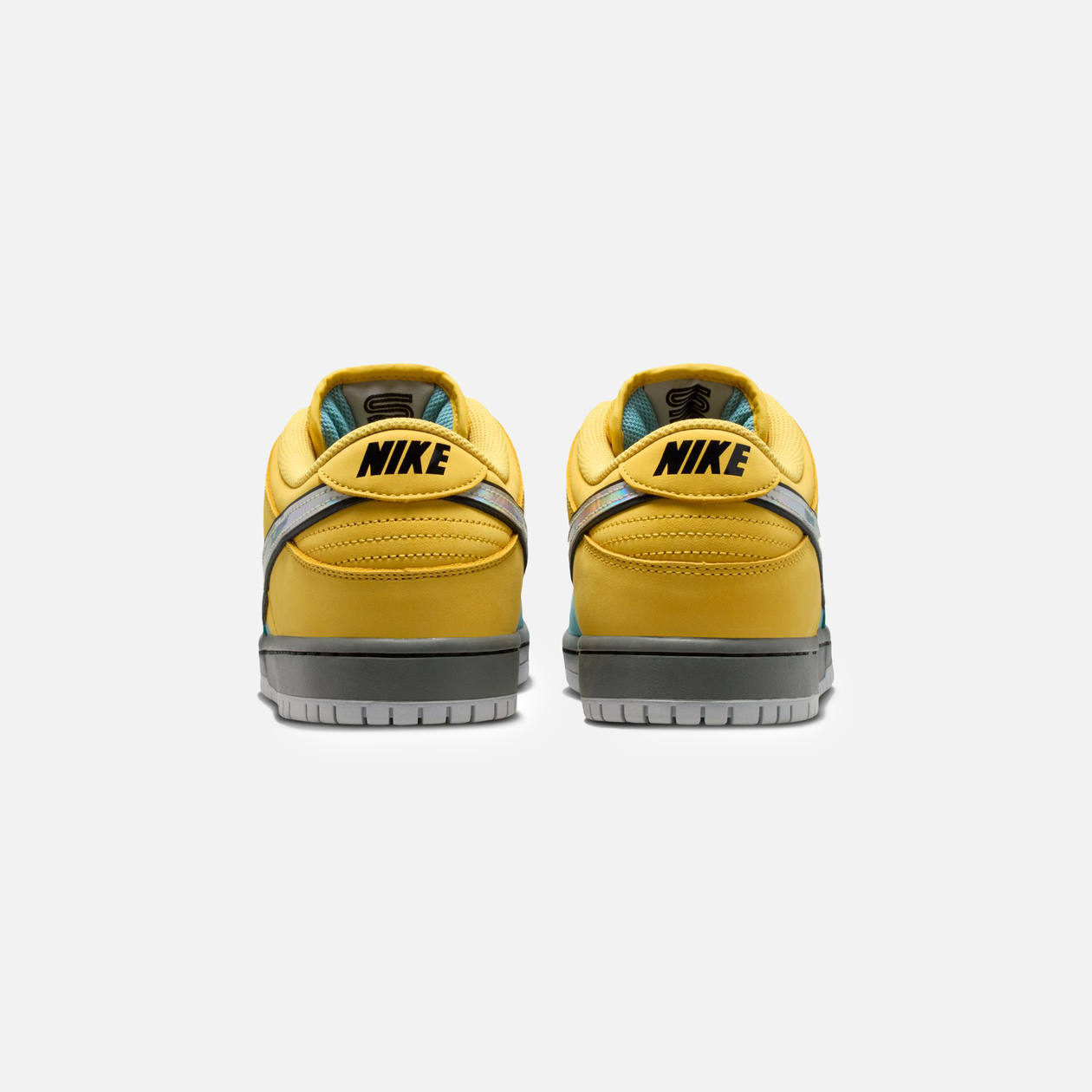 Nike SB Dunk Low Pro