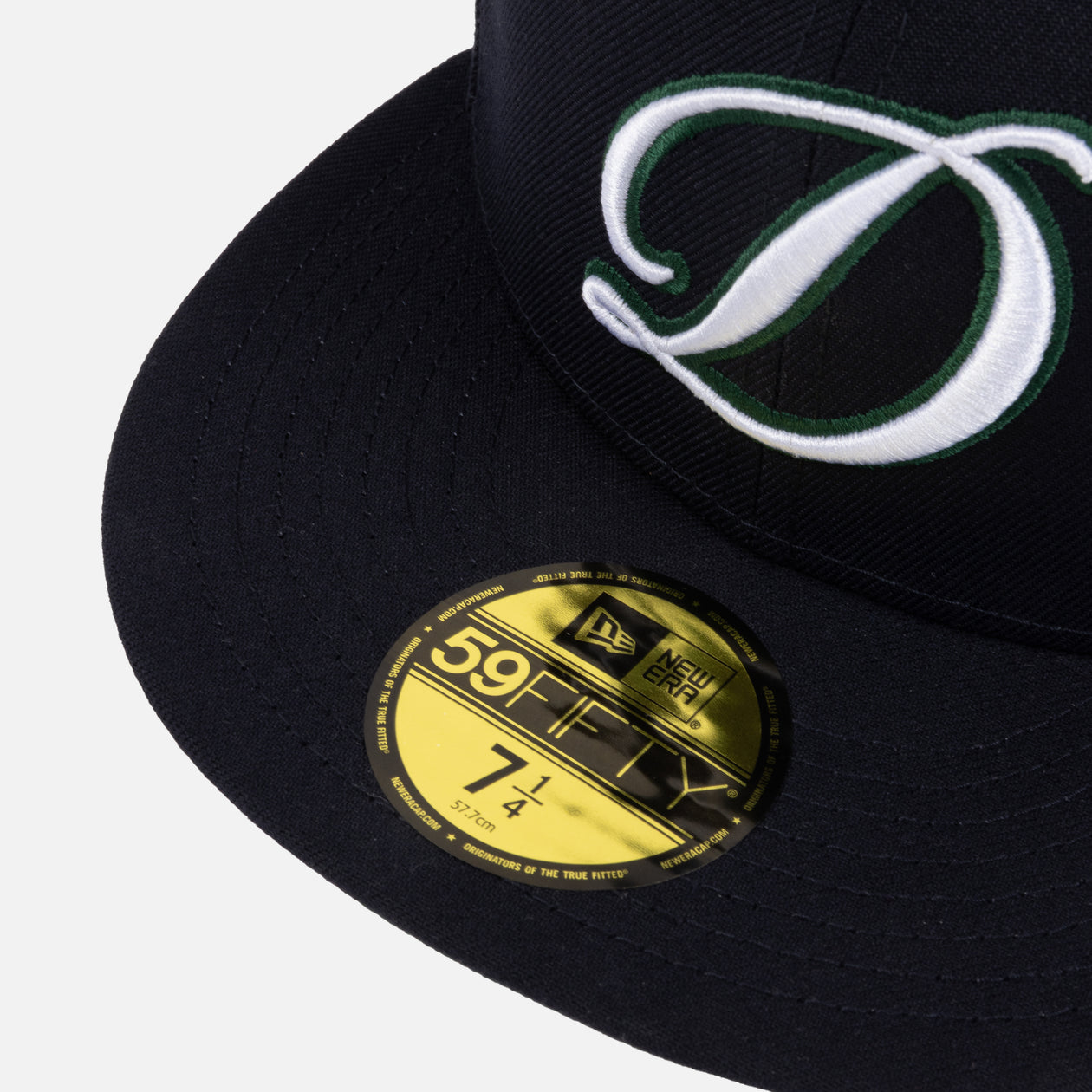 D New Era キャップ