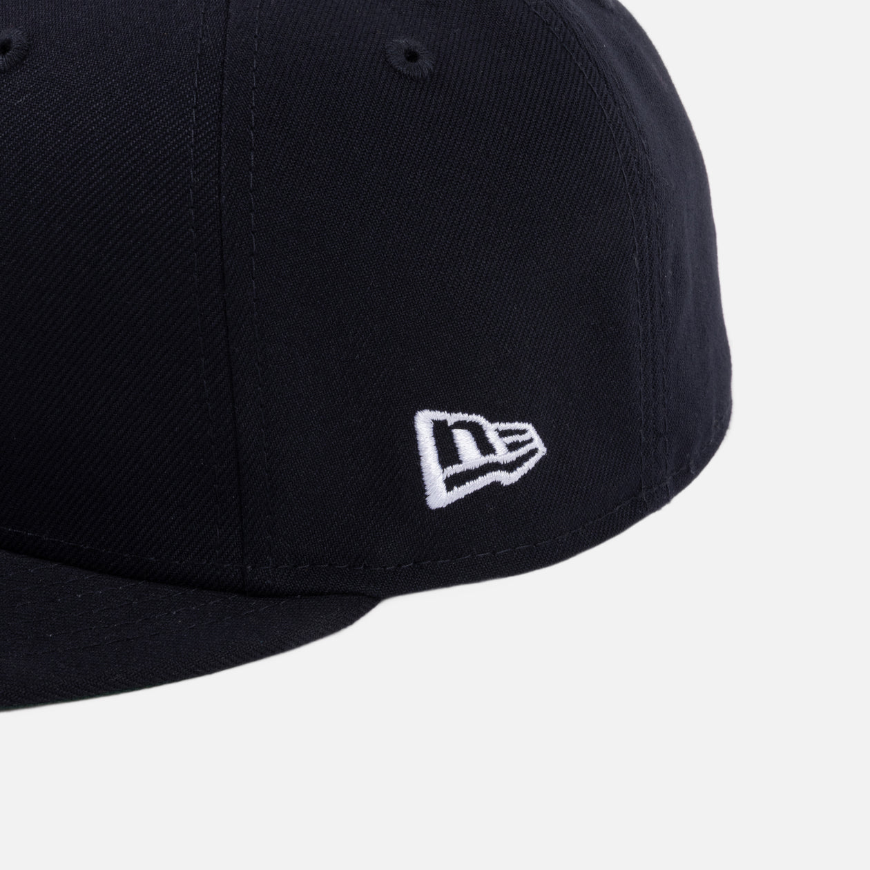 D New Era キャップ