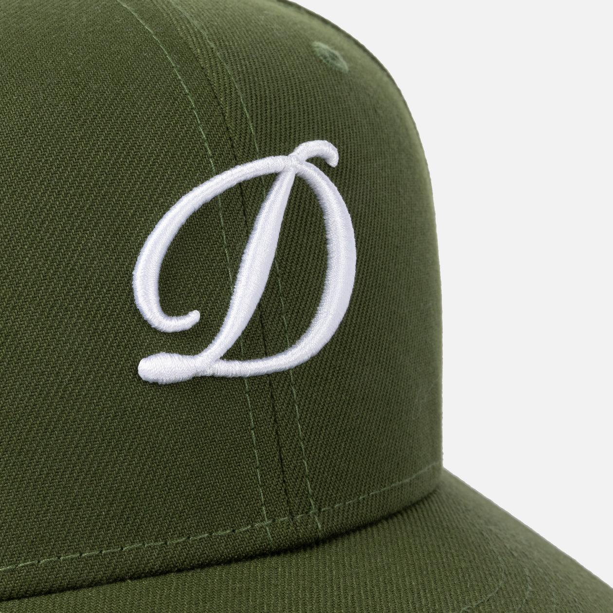 チリング New Era キャップ