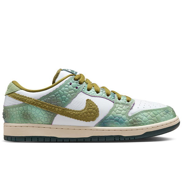 Nike SB Dunk Low Pro