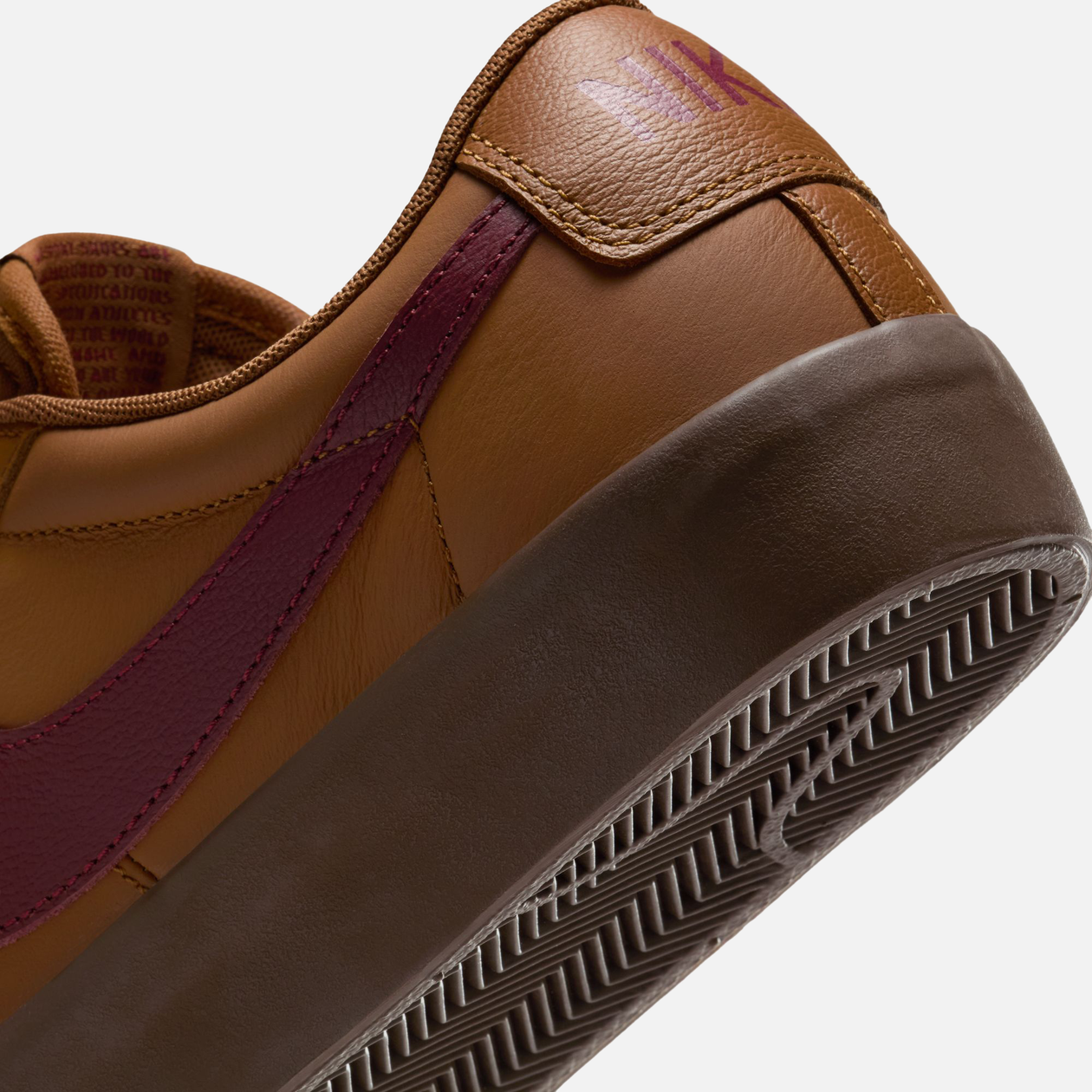 Nike SB Zoom Blazer Low Pro GT