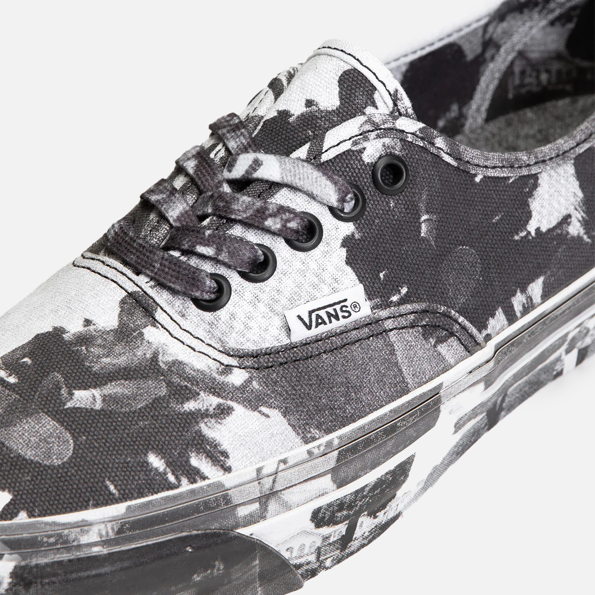 Vans OTW authentic 44