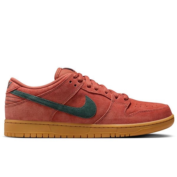 Nike SB Dunk Low Pro